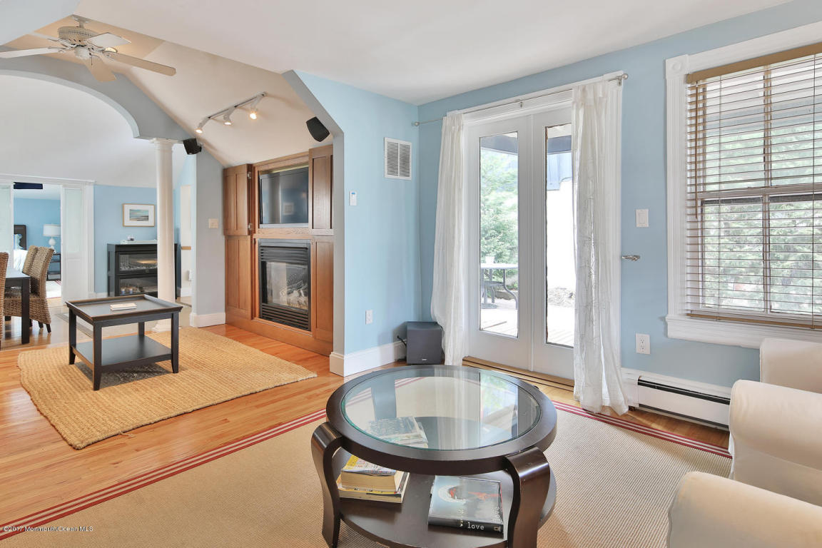 72 Lake Ave #1/2