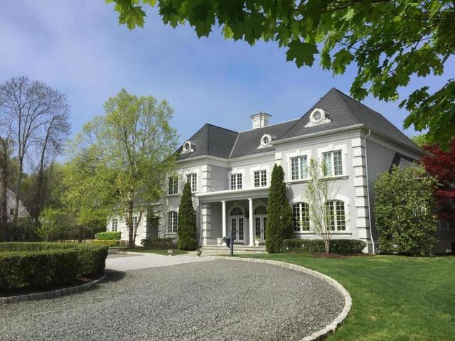 87 Waterman Ave
