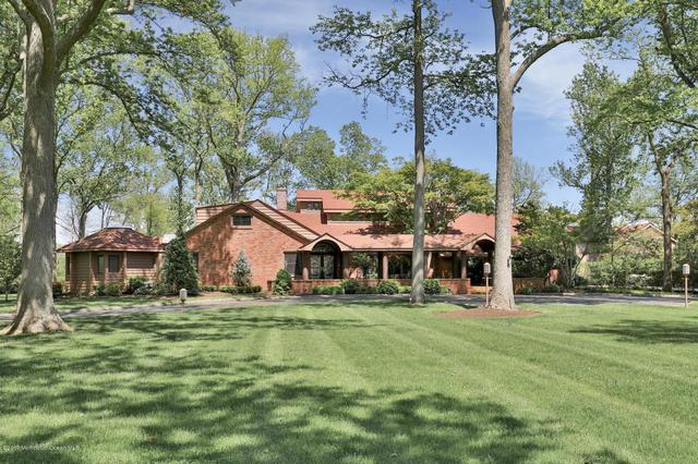 87 Waterman Ave