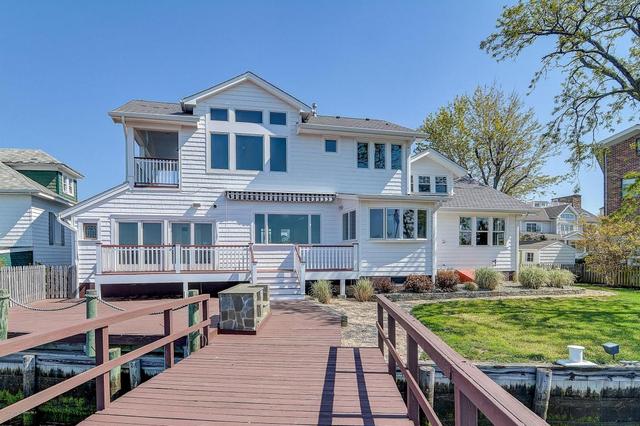 87 Waterman Ave