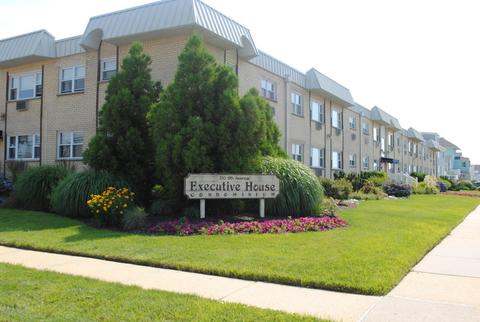 96 Iroquois Rd