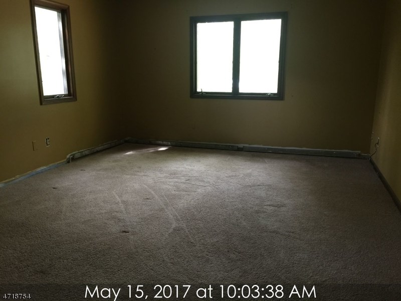308 Knoll Rd