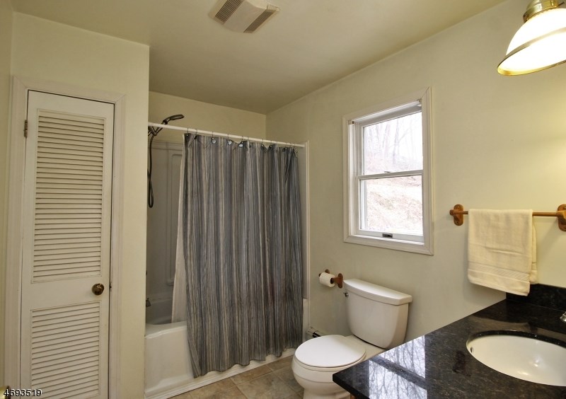 38 Riverview Ave