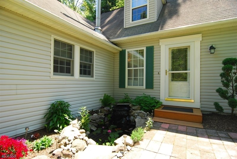 141 Knowlton Rd Columbia, NJ 07832