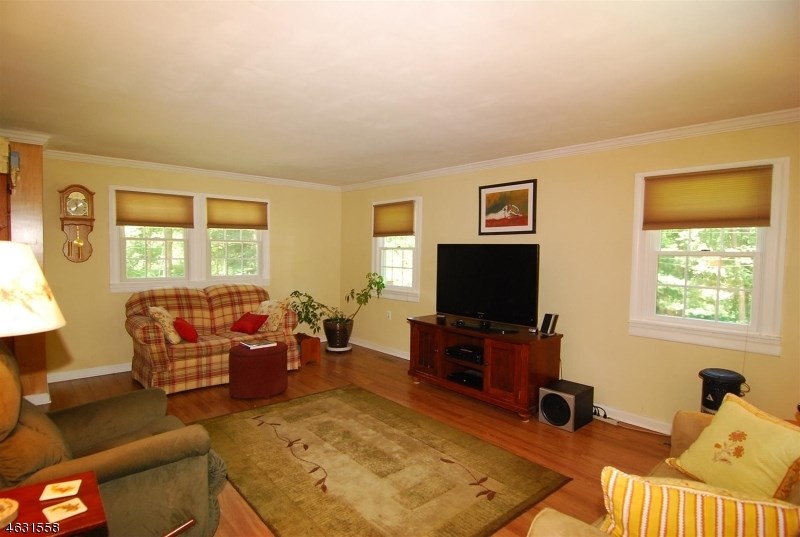 141 Knowlton Rd Columbia, NJ 07832