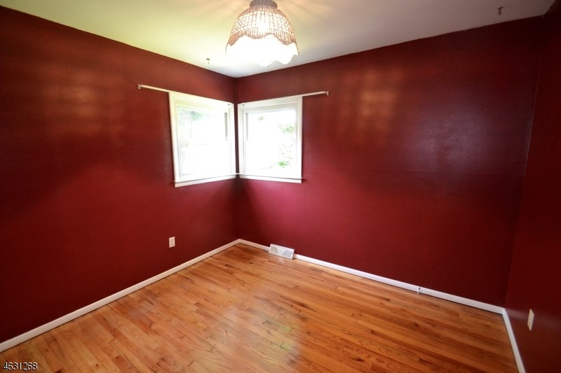 For Sale: 44 Merrie Trl Denville, NJ 07834