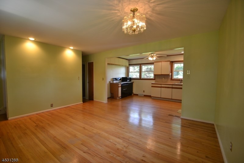 For Sale: 44 Merrie Trl Denville, NJ 07834
