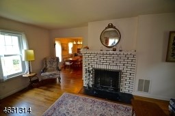 7 Indian Spring Trl Denville, NJ 07834