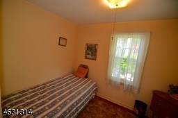 7 Indian Spring Trl Denville, NJ 07834