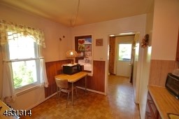 7 Indian Spring Trl Denville, NJ 07834