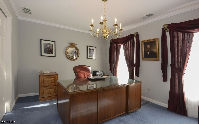 10 Locust Ct