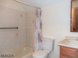 135 E Prospect St