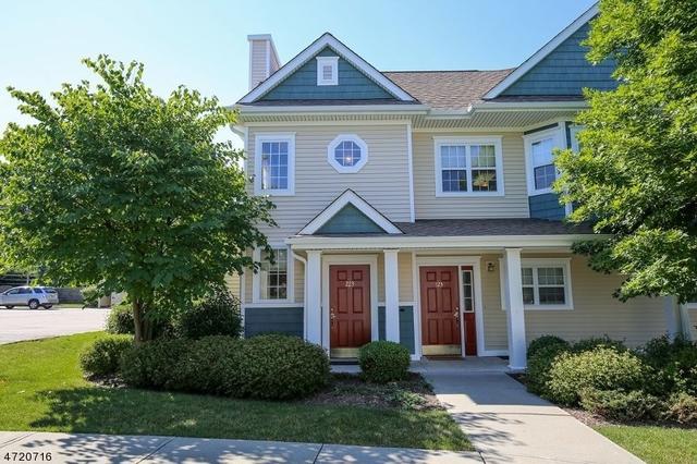 8 Rushmore Ln