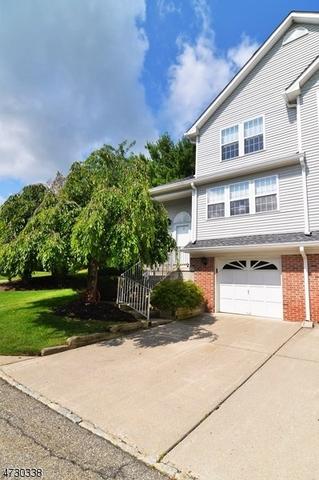 8 Rushmore Ln