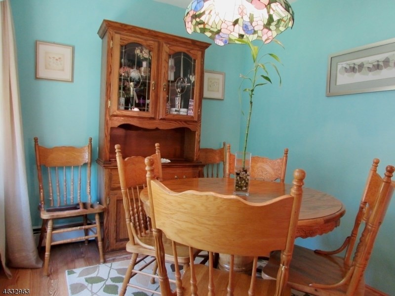 For Sale: 7 Bowdoin Trl Hopatcong, NJ 07843