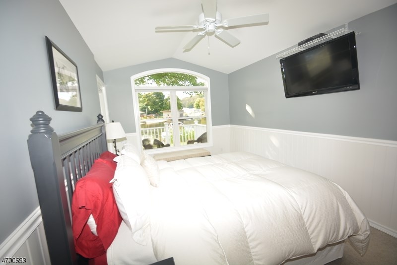 19 Winding Ridge Rd