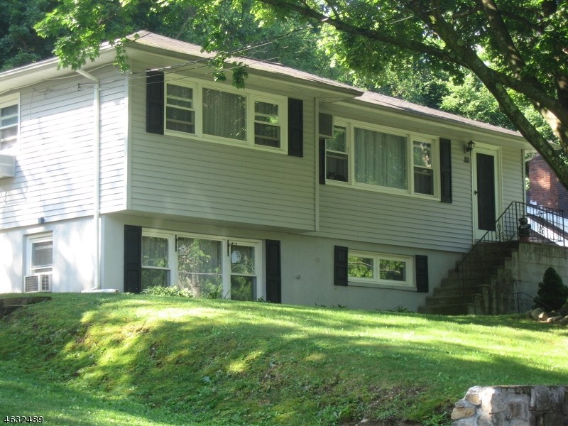 80 Vail Rd Landing, NJ 07850