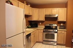 For Sale: 7 Whisper Way E Ledgewood, NJ 07852