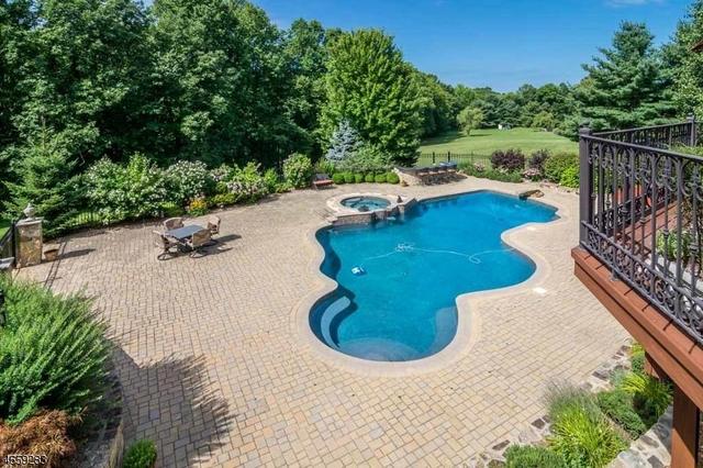 240 Old Turnpike Rd