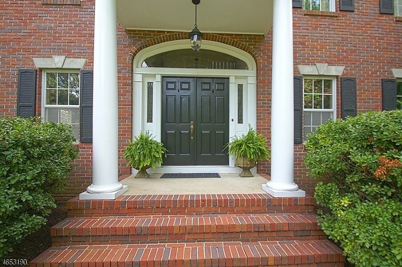 11 Highland Ave