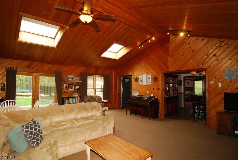 914 Old Tannery Rd
