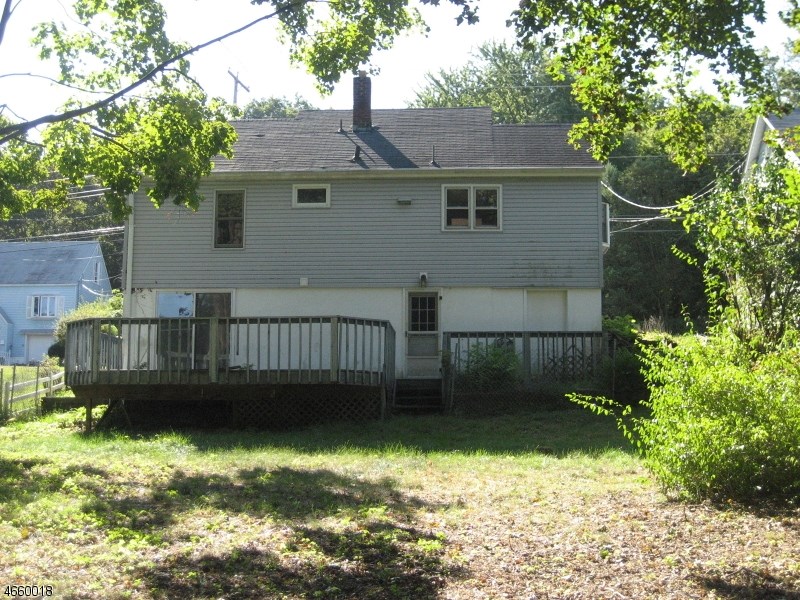 42 Hillside Ter