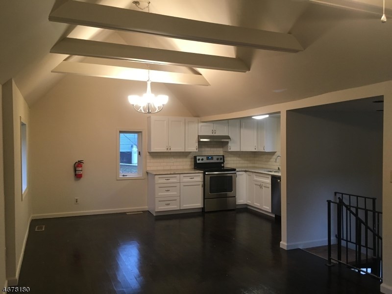1117 Hamilton Dr