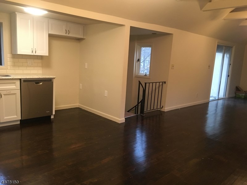 1117 Hamilton Dr