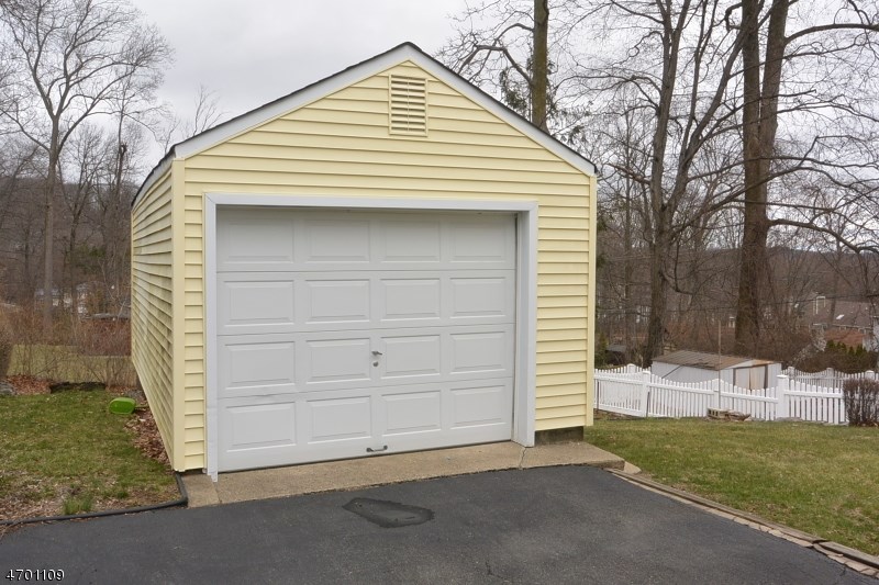 26 Duncan Ln
