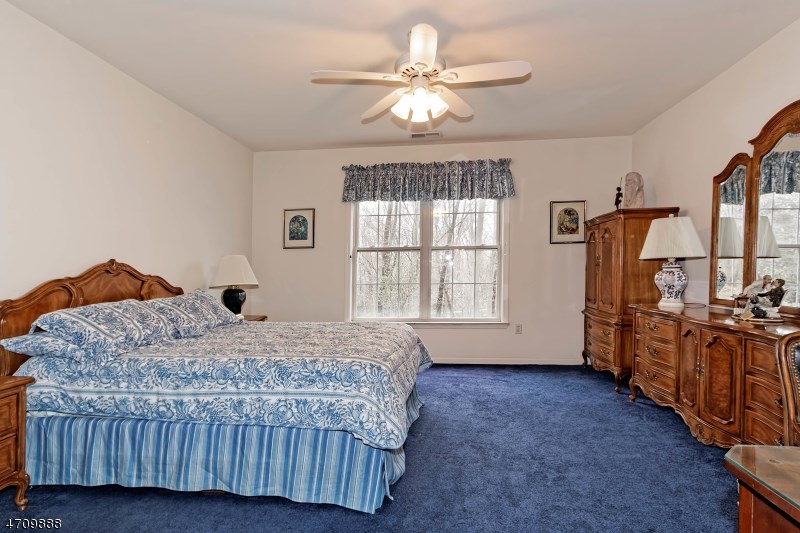7 Doreen Ct