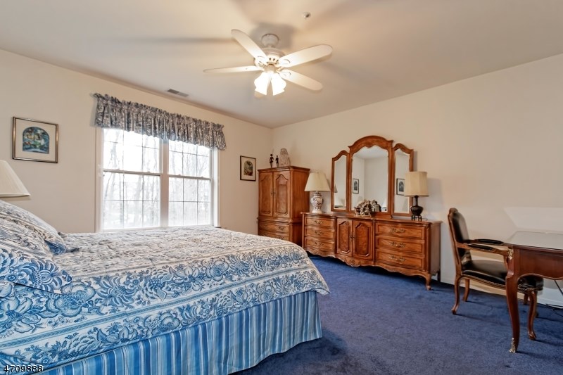 7 Doreen Ct
