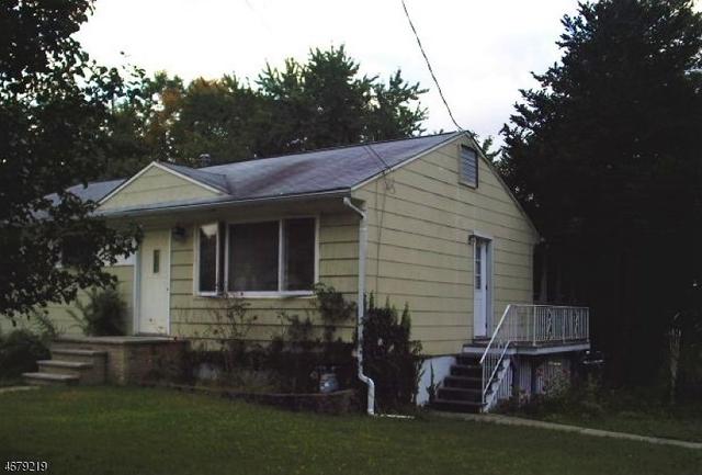 121 Rockaway Ave