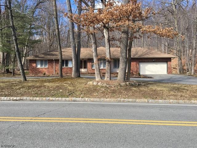 45 Clover Ln