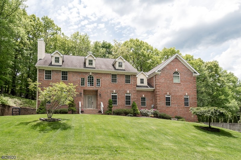 14 Carroll Dr
