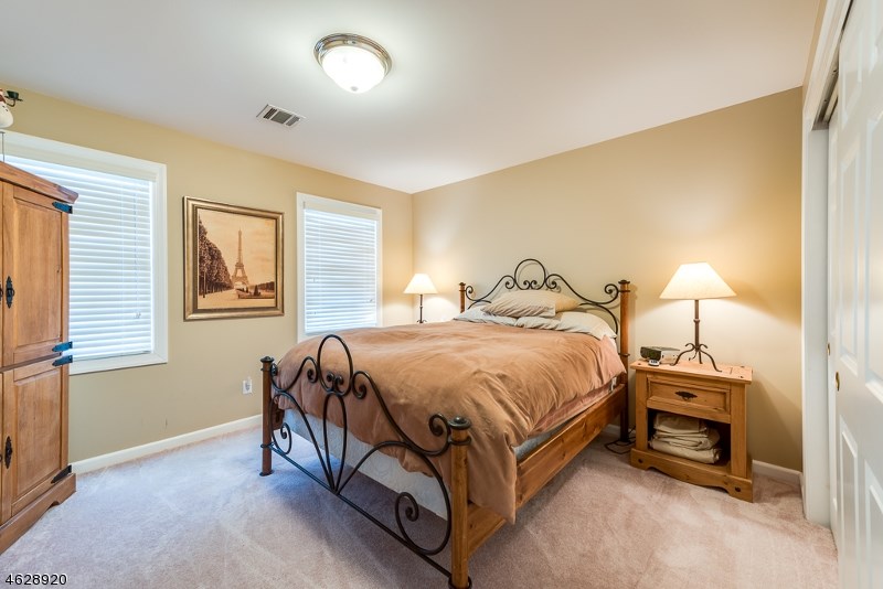 14 Carroll Dr