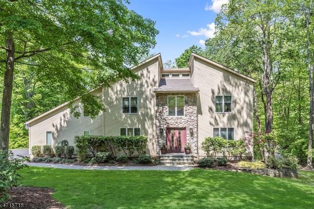 9 Sweetwood Dr