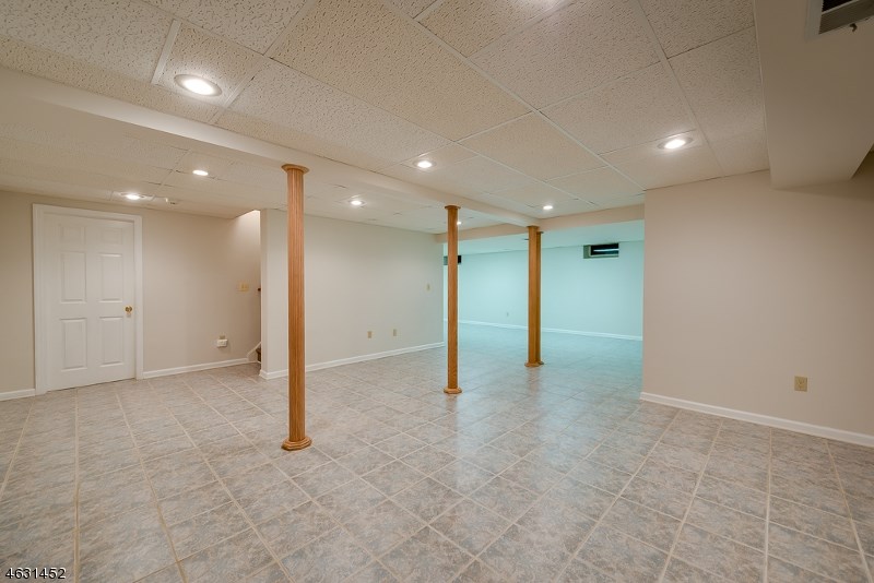 For Sale: 16 Morey Ln Randolph, NJ 07869