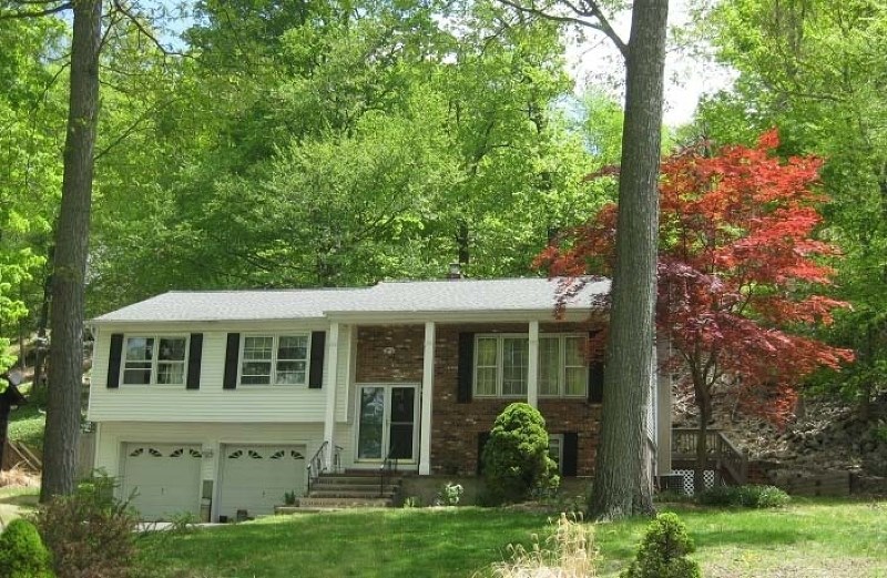For Sale: 99 Valley View Trl Sparta, NJ 07871