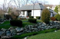 25 Kynor Ave
