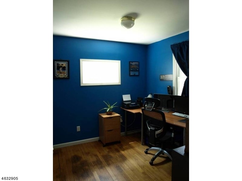 For Sale: 6 Russell Rd Stanhope, NJ 07874