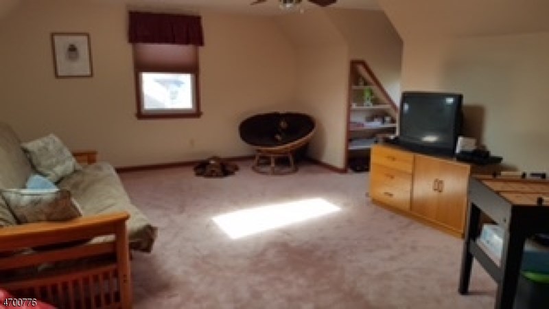 52 Alvin Sloan Ave