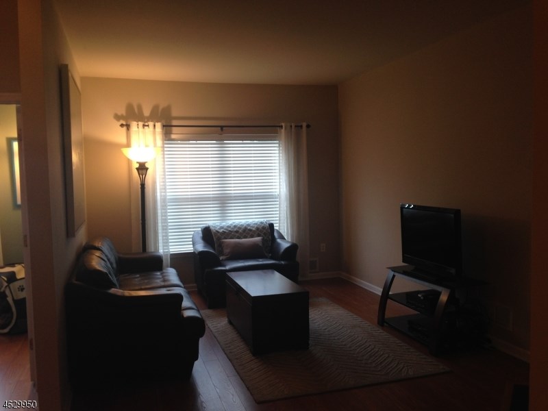 For Sale: 87 Pinehurst Dr Washington, NJ 07882