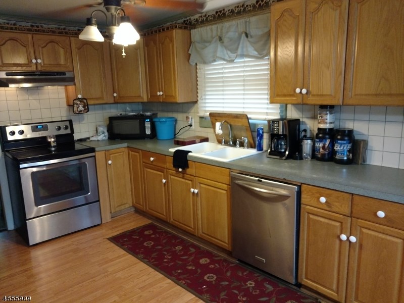 20 Pleasant View Ave