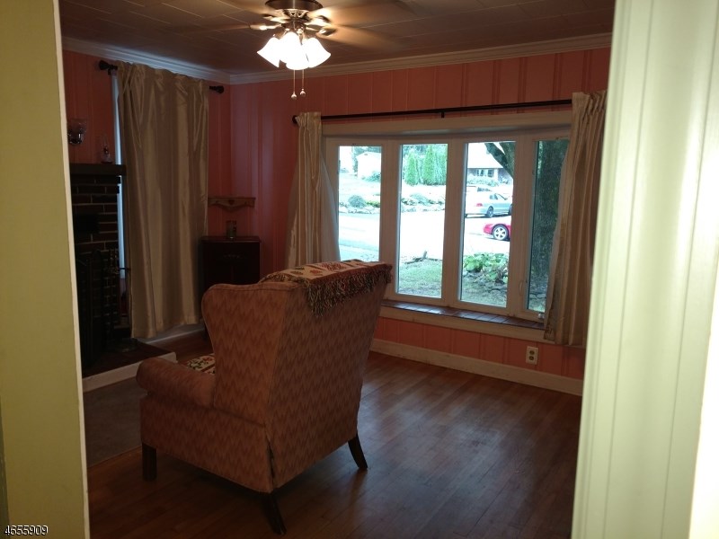 20 Pleasant View Ave