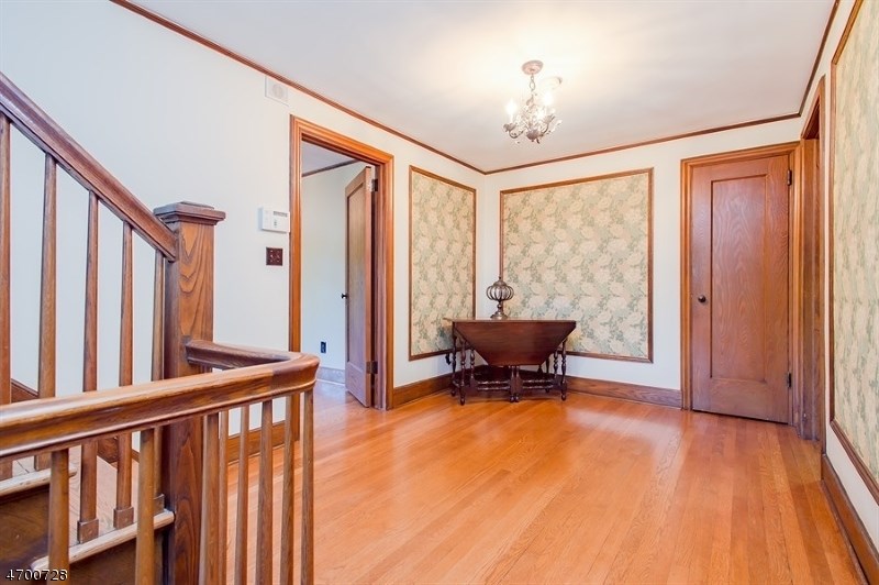 56 Blackburn Pl