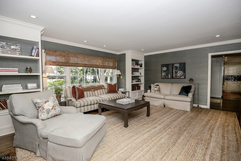 51 Blackburn Rd