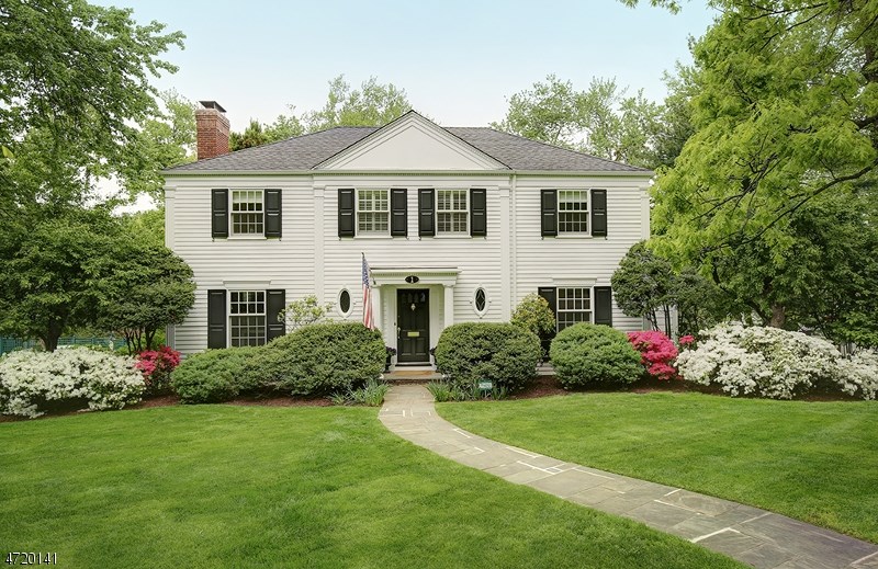 167 Mountain Ave