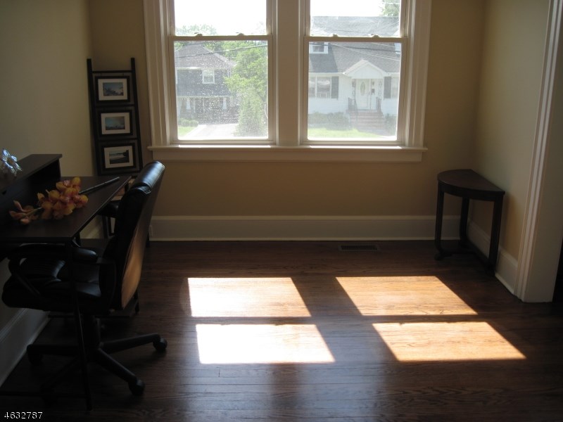 28 Clark St Summit, NJ 07901