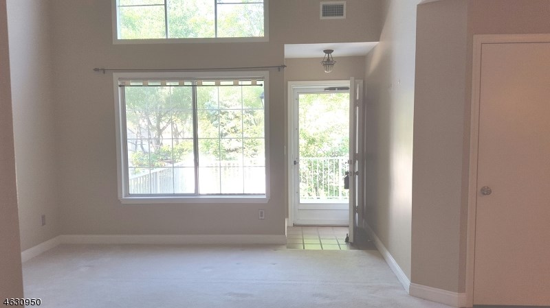 For Sale: 92 Ashley Ct Bedminster, NJ 07921