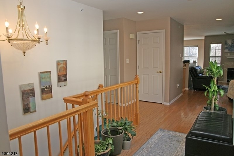 402 Donato Cir